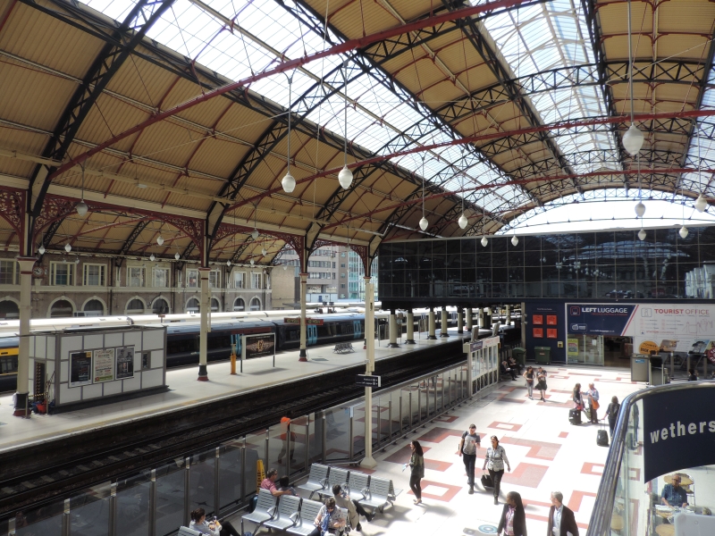 London Victoria Station 04