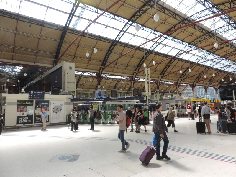 London Victoria Station 05