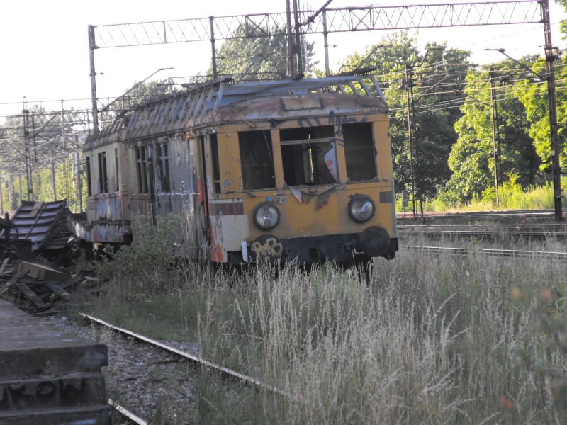 rozbiórka wagonu 04