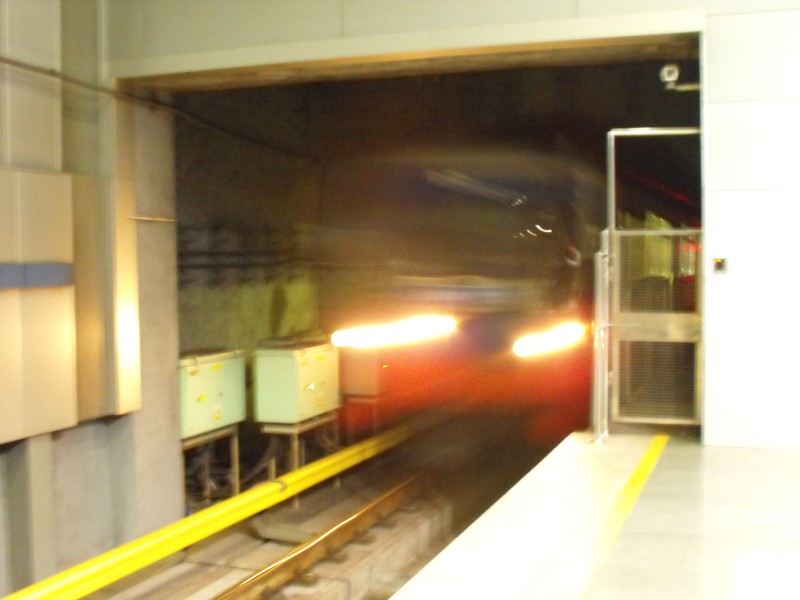 metro dworzec gdański 01