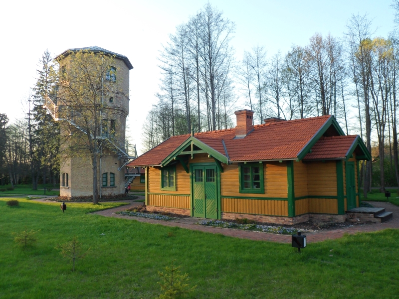 Białowieża Towarowa 19